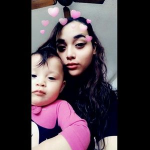 Meet your Posher, Danielle